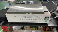 數(shù)顯三用恒溫水箱